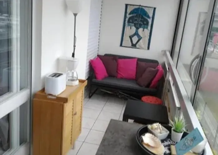 T2 - Port De Avec Parking - Fr-1-746-10 *